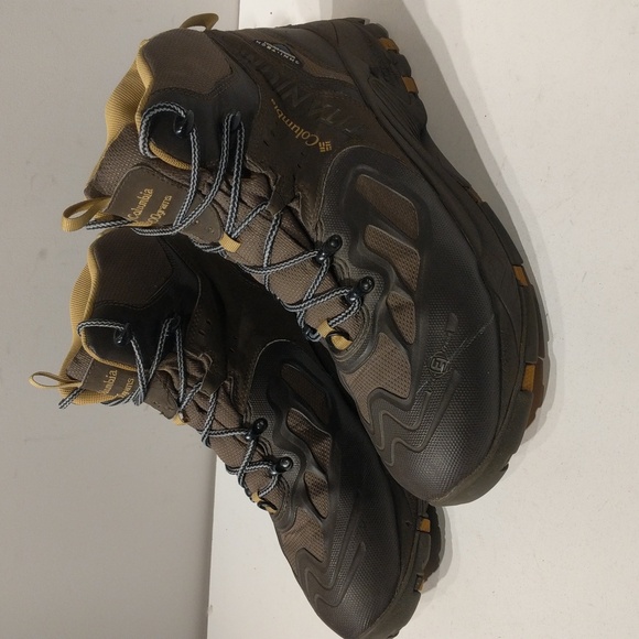 Columbia Titanium Boots - Picture 4 of 9
